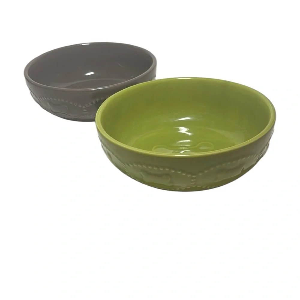 Top Paw Set of Two Ceramic Bowls